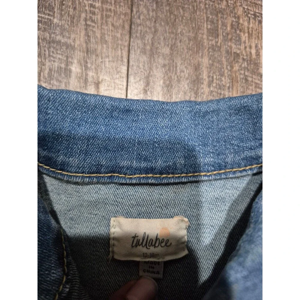 Tullabee denim jacket size 12-18 months